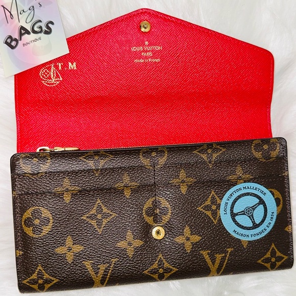 Louis Vuitton: World Tour Patches Wallet - Picture 10 of 16